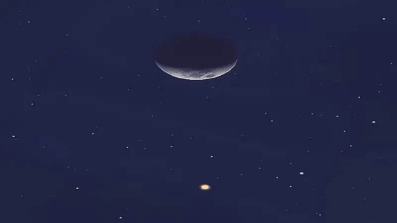 فلكية جدة: «قمر رمضان» يقترن بالمريخ اليوم