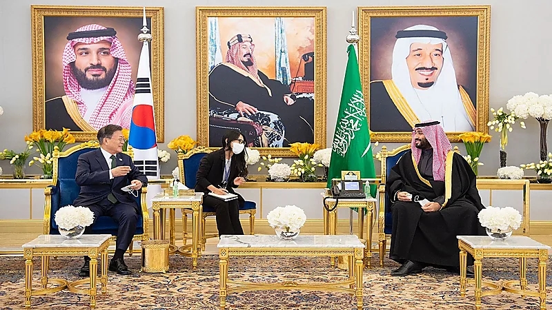 بالفيديو والصور.. ولي العهد يستقبل رئيس كوريا الجنوبية
