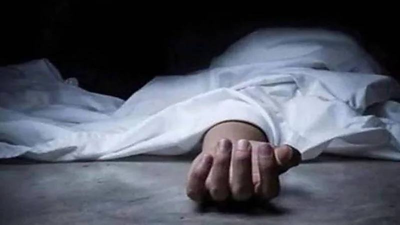 سيده تقتل زوجها وتلقي بجثته في القمامه