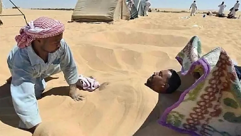 "النمر" يحذر مرضى الأمراض المزمنة من الحَمّام الرملي