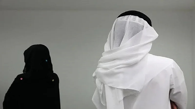 السلمان: سخرية الزوج بزوجته يفقدها الثقة بنفسها ويشعرها بالإهانة