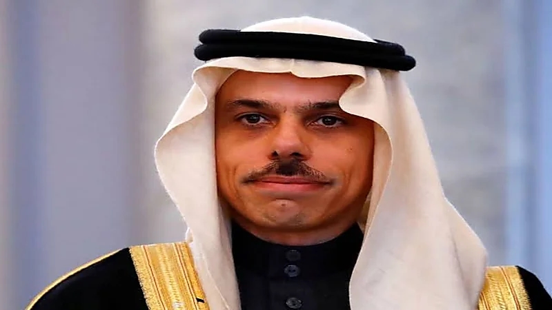 وزير الخارجية يتفق مع نظيره الإيراني على عقد لقاء لإعادة فتح السفارات والقنصليات