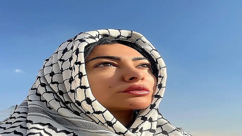هكذا تفاعلت ميرهان حسين مع الأحداث في غزة..صور