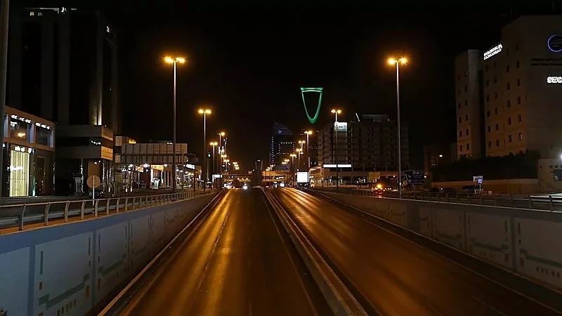 تحذيرات وتخوفات من إعادة فرض حظر التجول