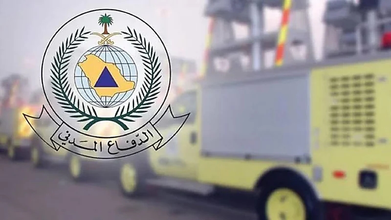 الدفاع المدني يسيطر على حريق أشجار وأعشاب في المندق دون إصابات