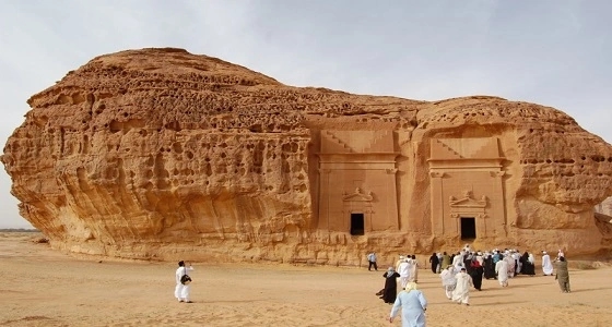 الوثائق المطلوبة للحصول على تصاريح التصوير في الأماكن العامة والسياحية