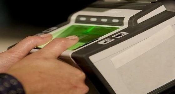 " الجوازات " توضح السن القانوني لتسجيل البصمة للوافدين والمواطنين