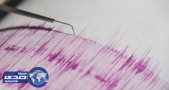 زلزال يضرب جرينلاند ويتسبب في موجة مد عاتية