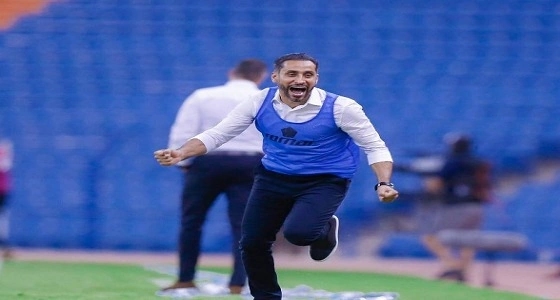 بعد تراجع الزعيم للخلف.. الأسطورة هو الحل