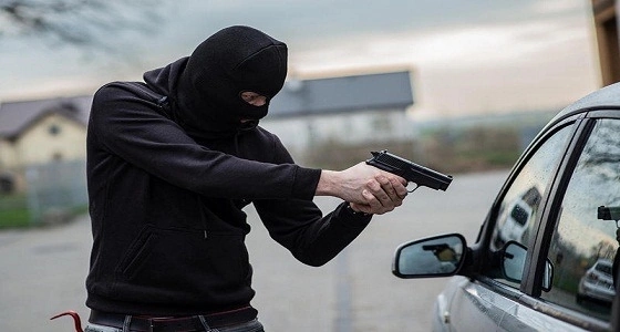 مجهولون ينفذون عملية سطو مسلح على بنك شرق الرياض