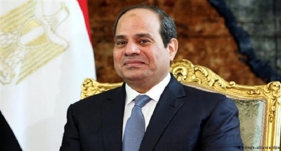 بالفيديو.. السيسي للاعبي مصر: ارفعوا رؤوسكم وفخور بما قدمتموه