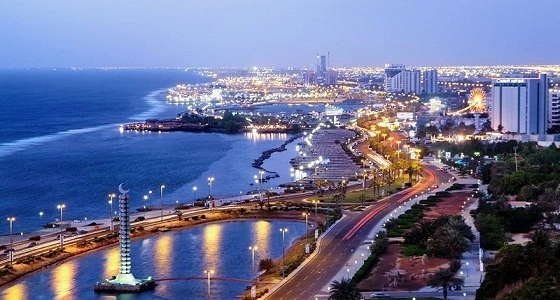 إصابة مواطنة إثر سقوط إنارة سقف على رأسها بموقع ترفيهي بجدة