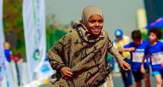 " بائعة مناديل " تنتصر على الفقر في سباق خيري