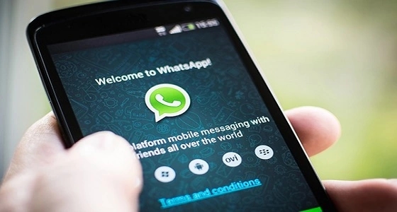 مواطن يقيم حفل زفافه عبر تطبيق واتساب