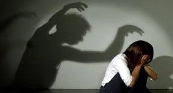خمسيني متزوج 3 يغتصب بناته