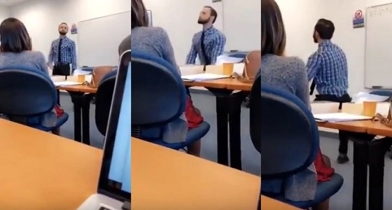 بالفيديو.. أستاذ جامعي يعاقب طلابه بـ " الرقص " في حال تأخرهم