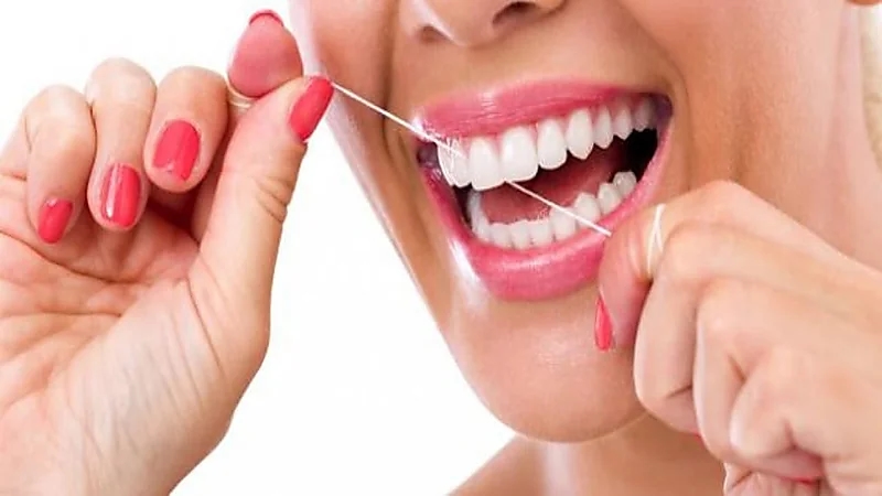 أطعمة تحسن صحة الأسنان