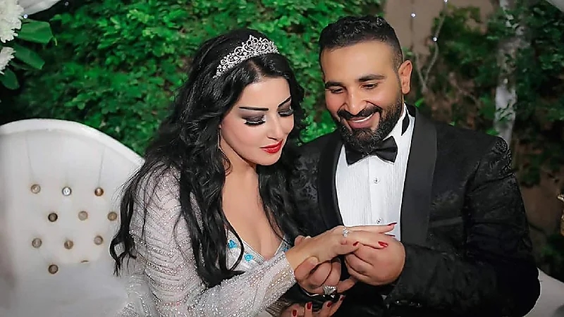 أحمد سعد يطلب استدعاء سمية الخشاب للمحكمة