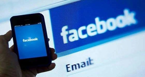" فيسبوك " تكشف عن بيانات عشرات الآلاف من مستخدميها للحكومات