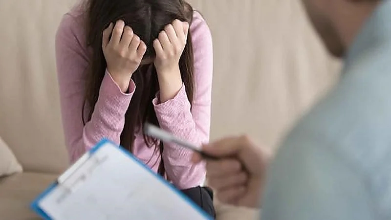 أعراض اضطرابات الصحة العقلية وأسبابها