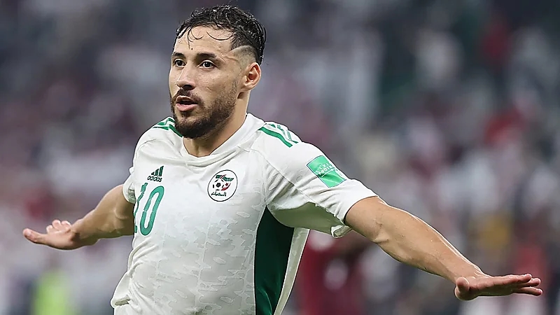 بلايلي يعبر عن حزنه بعد استبعاده من قائمة منتخب الجزائر