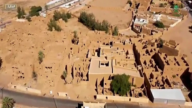 بالفيديو.. قصة وقف الملك المؤسس لبناء جامع ومدرسة بالمجمعة