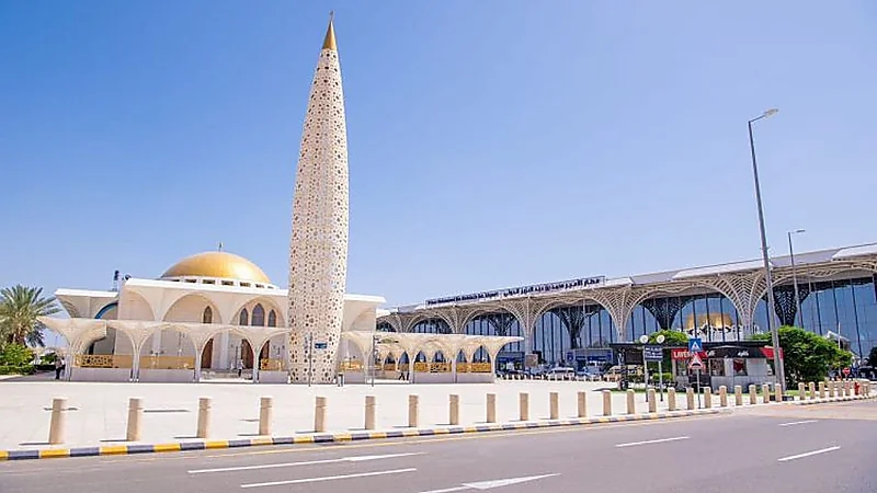 مطار الأمير محمد بن عبدالعزيز يتصدر أقل المطارات شكوى في مارس