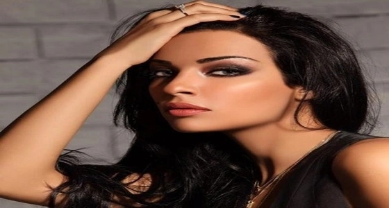 بالفيديو.. نادين نجيم : " لا مانع لدي في الظهور عارية على الشاشة "