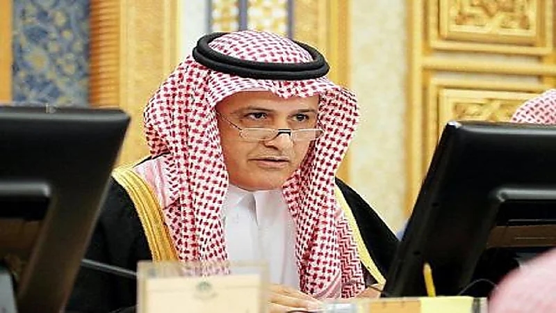 ابن جمعة: هناك من يضايق الموظف السعودي للسماح بعودة الأجانب