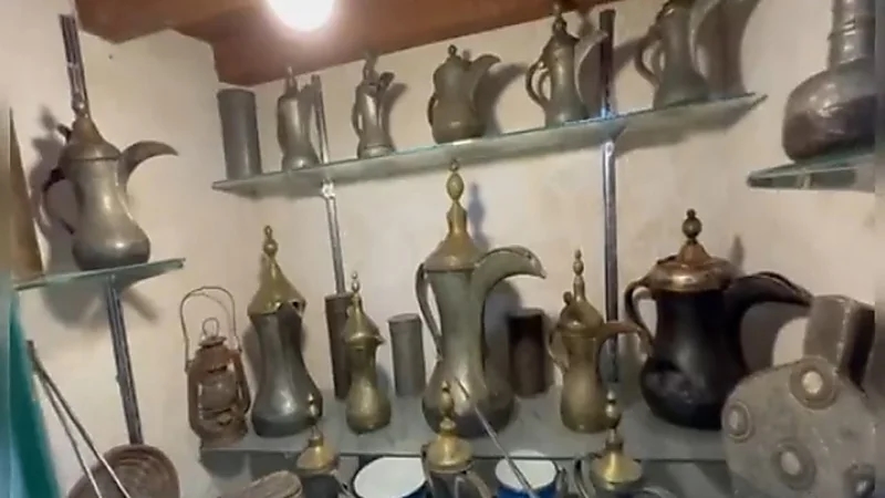 بالفيديو.. أندر وأغلى "دلال" القهوة السعودية بالأحساء