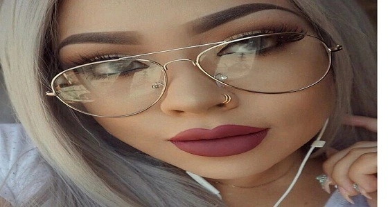 نظارة الطيارين " Aviator " تعود وبقوة موضة لـ 2018