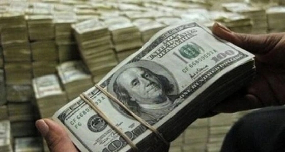 انخفاض الدولار وسط ترقب الموازنة الأمريكية لعام 2019