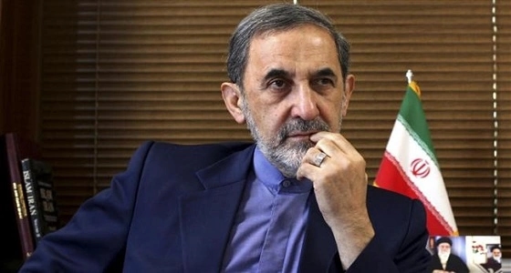 مستشار المرشد الإيراني يصف المتظاهرين بـ "الرجعيين"