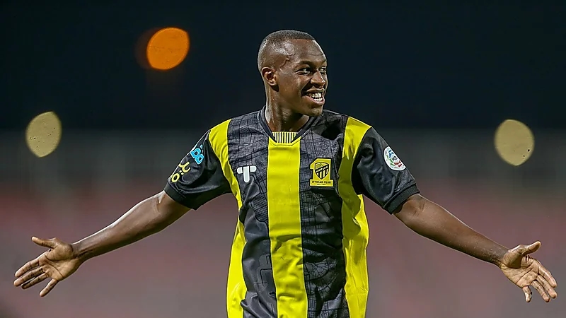 سر استبعاد "سعود عبد الحميد" من قائمة الاتحاد أمام الطائي