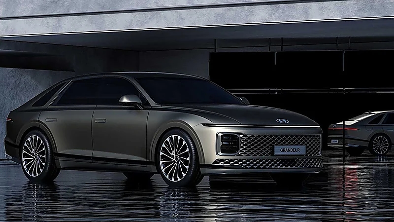 بالصور.. هيونداي ترفع النقاب عن ازيرا 2023 الجيل الجديد
