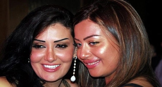بالفيديو.. انهيار ابنة غادة عبدالرازق في " حكايتي من الزمان "