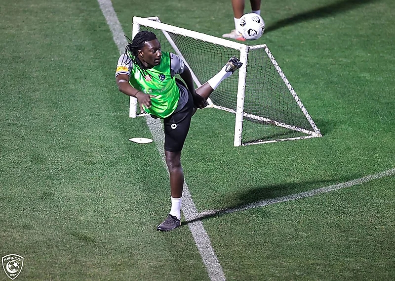 "جوميز" يقترب من الدوري المكسيكي