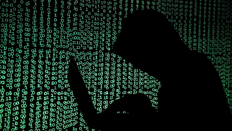 بالفيديو .. إجراء يجب اتباعه حال تضرر المنشأة من حملات التضليل بمواقع التواصل