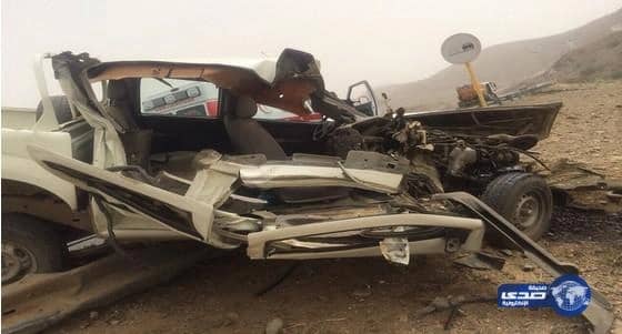 بالفيديو.. شاب يتنكر بزي نسائي للعمل خادمة منزلية