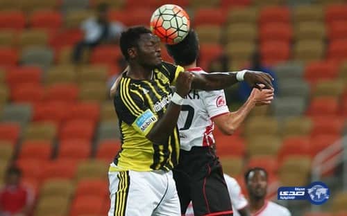 مهاجم الاتحاد يحتفل بعقد قرانه