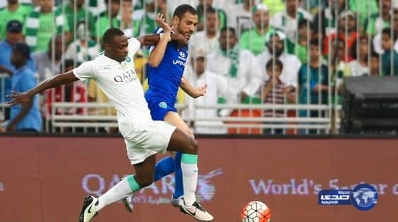 باجندوح يشارك الأطفال بمستشفى جدة فرحة العيد