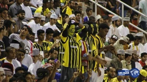 بالفيديو: مدرب الأخضر يتجاهل تساؤل وسيلة إعلام قطرية