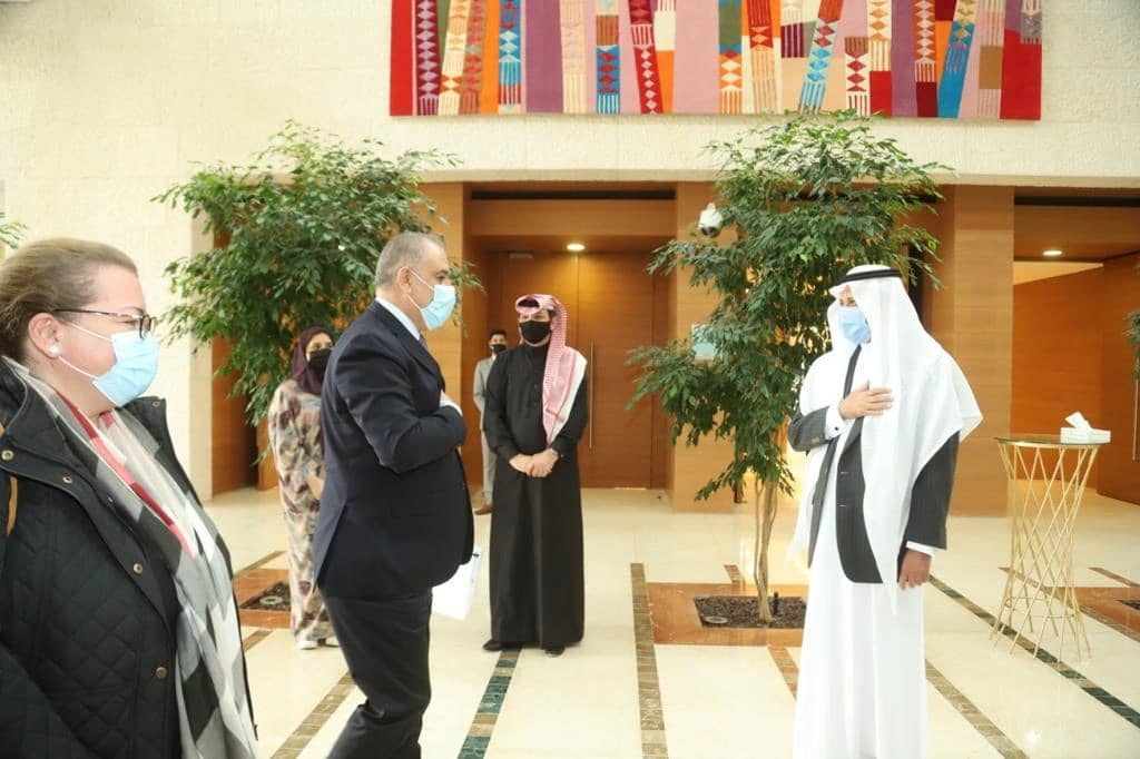 سبب إغلاق ساحات " الفود ترك " في الخبر " صور "