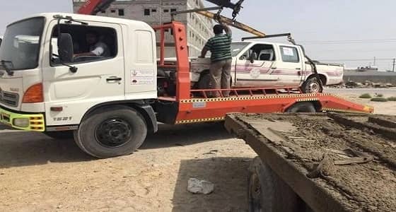 رفع 30 سيارة تالفة من سيهات و2900م3 من النفايات والأنقاض بالقطيف