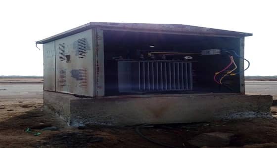 كابينة عداد كهربائي تهدد حياة المارة بالقحمة بعسير