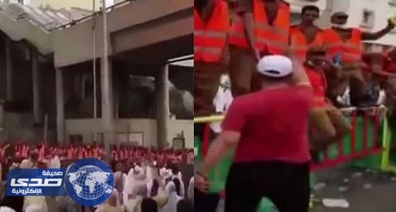 بالفيديو.. رجال الأمن يودعون ضيوف الرحمن وسط شكر ودعاء الحجاج