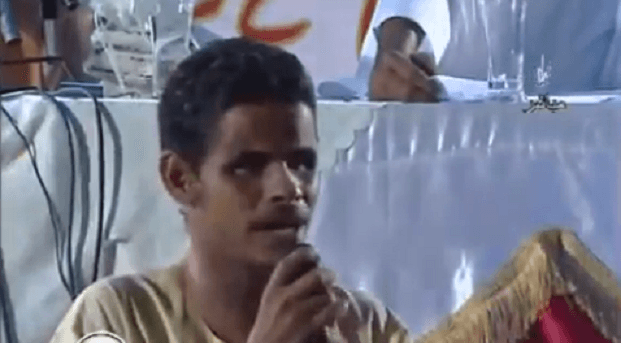 بالفيديو.. سودانيون يعرضون على شاب كفيف الزواج من بناتهم