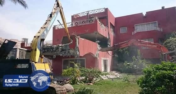 بالصور.. أمير جازان ينوب عن القيادة في عزاء ذوي شهداء الداير بني مالك