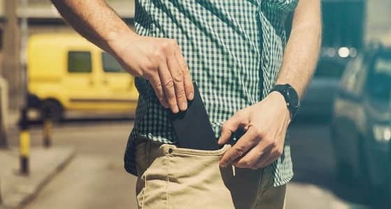 أضرار الهاتف المحمول على الجسد