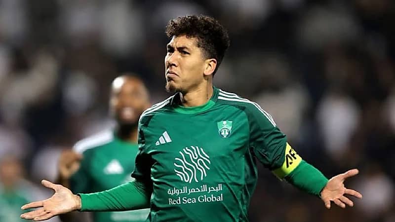 نيوم يقدم عرضاً لضم فيرمينو